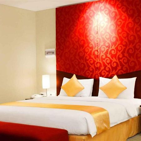 Horison Balairung Jakarta Extérieur photo