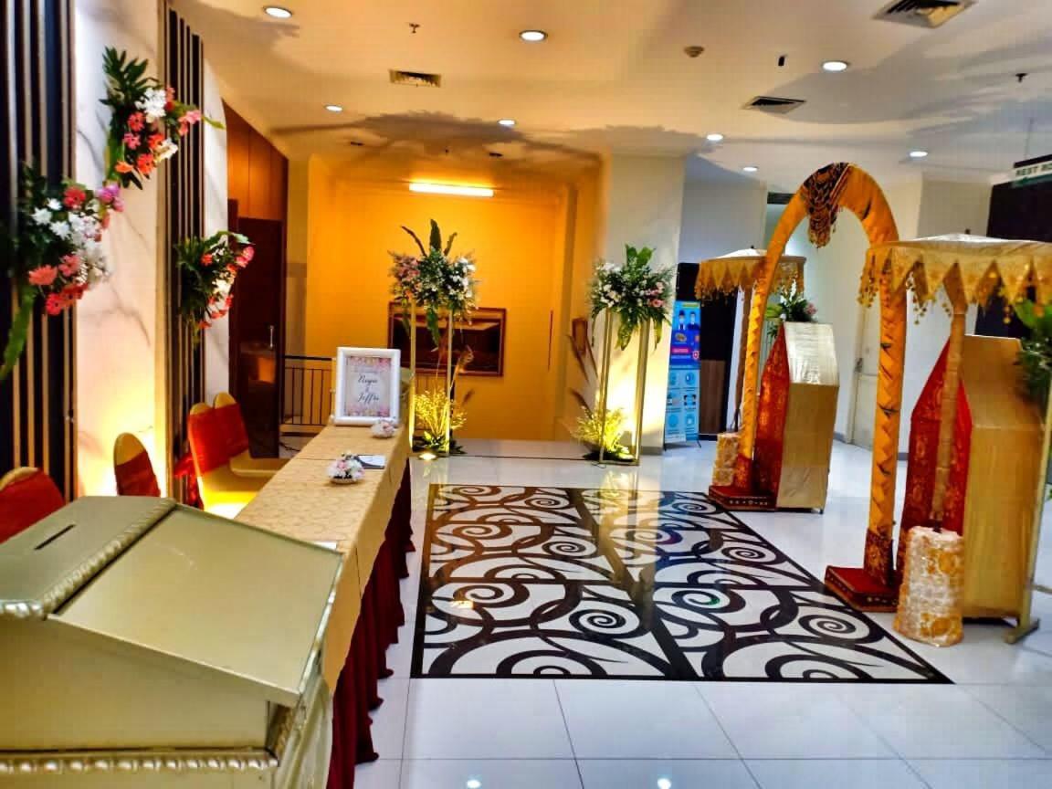 Horison Balairung Jakarta Extérieur photo