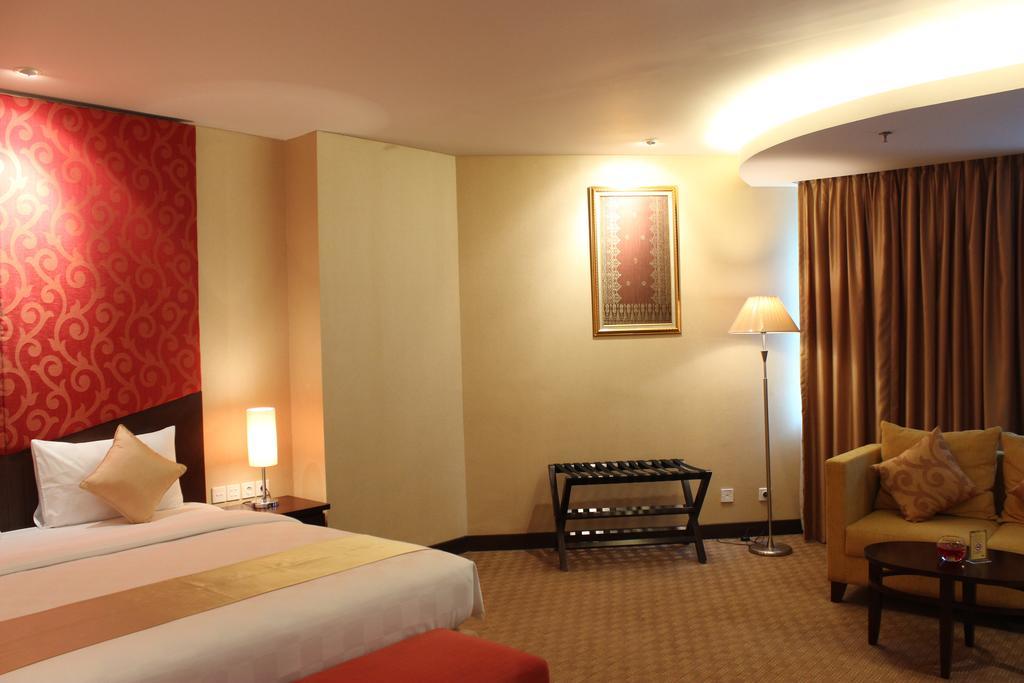Horison Balairung Jakarta Extérieur photo
