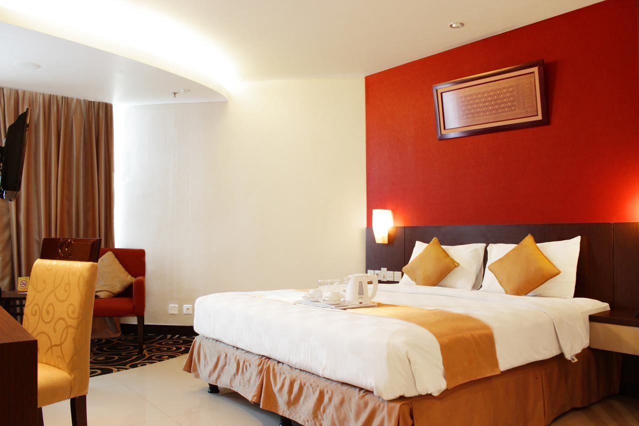 Horison Balairung Jakarta Extérieur photo